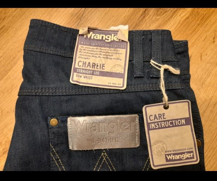 Nowe Jeansy Wrangler Charlie