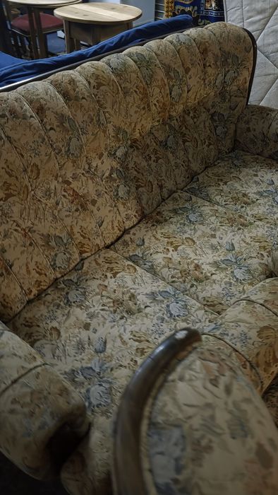 Conjunto de três sofás