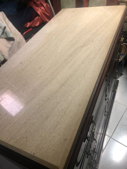 Mobília de quarto de casal em mogno e mármore - Ideal para restaurar