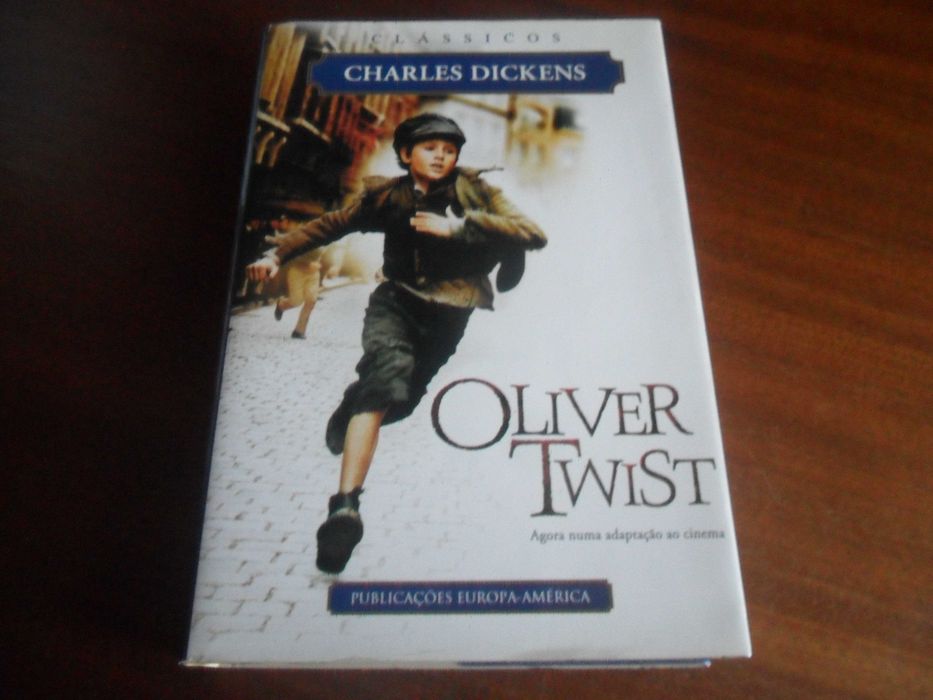 "OLIVER TWIST" de Charles Dickens - Edição de 2005