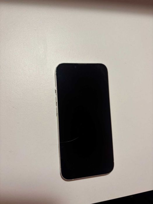 I Phone 13 Bateria 75%