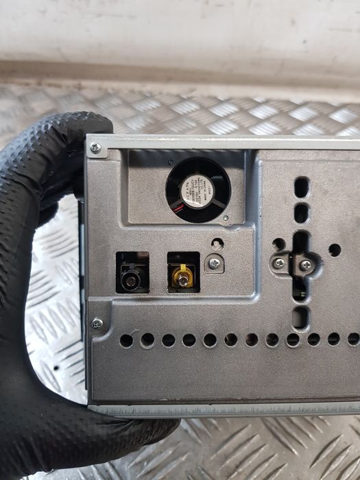 Radio Mf2550 A1698700289 Mercedes W169 04R- Europa