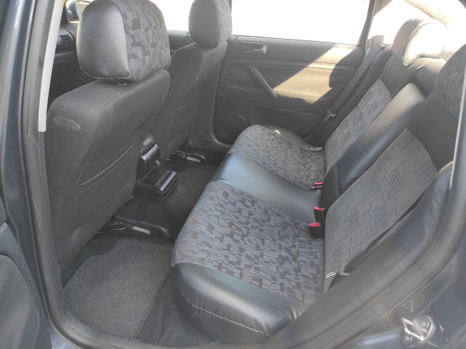 VW Passat 1.9 TDI 110 CV
