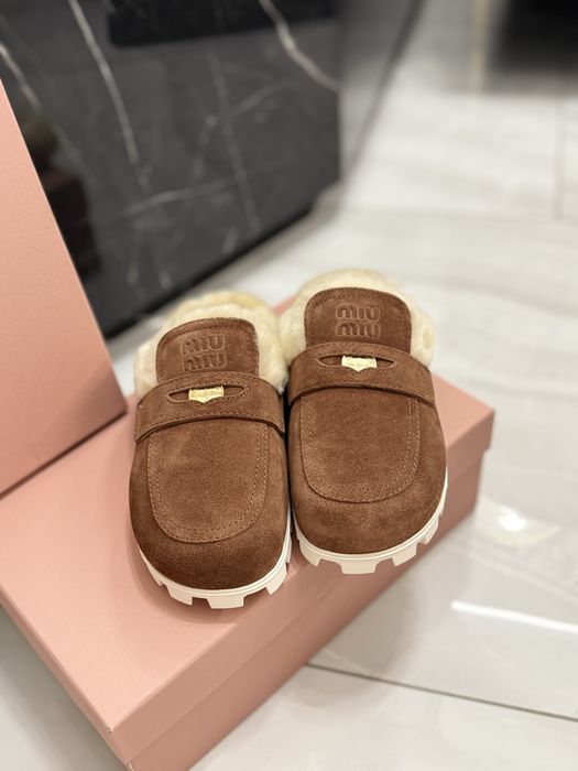 Klapki Miu Miu Brown Suede