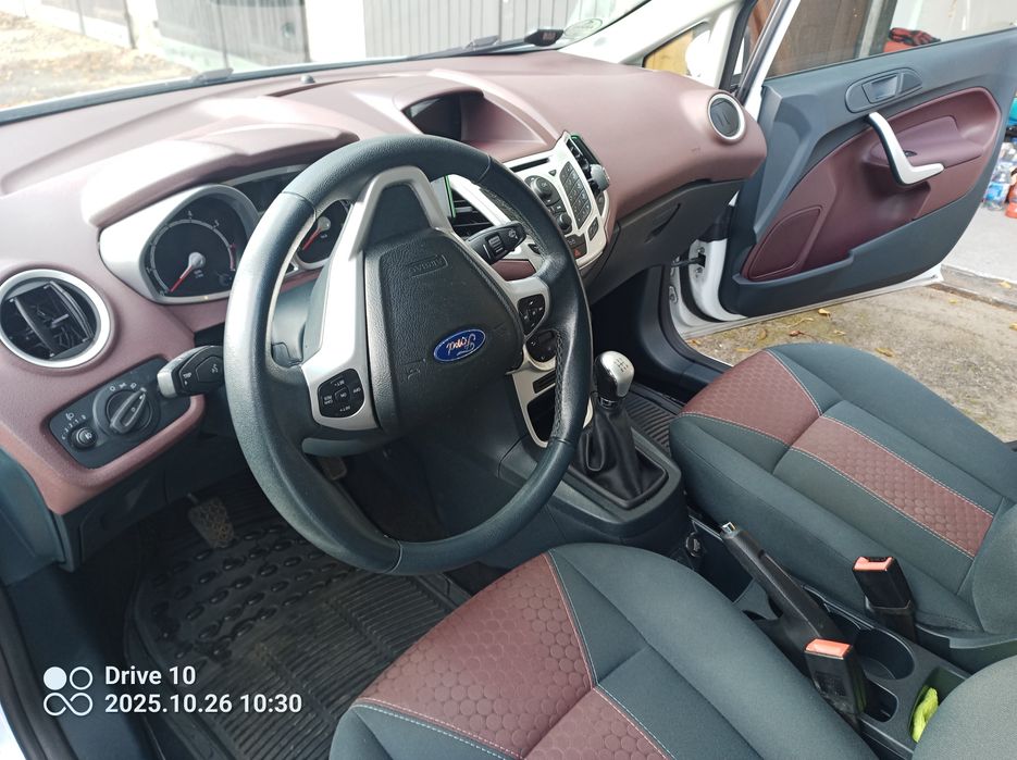 Sprzedam Forda Fiestę