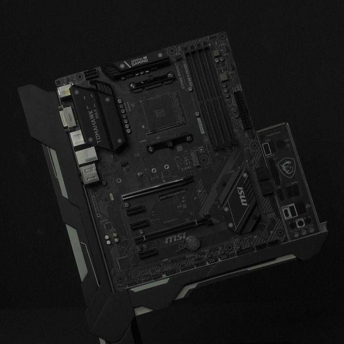 Материньскі плати Б.В (MSI B450 TOMAHAWK MAX ATX)