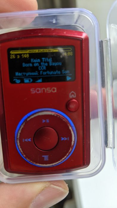 MP3 Sandisk Sansa clip