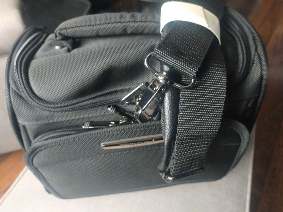 Kosmetyczka, kuferek czarny, marki Wittchen