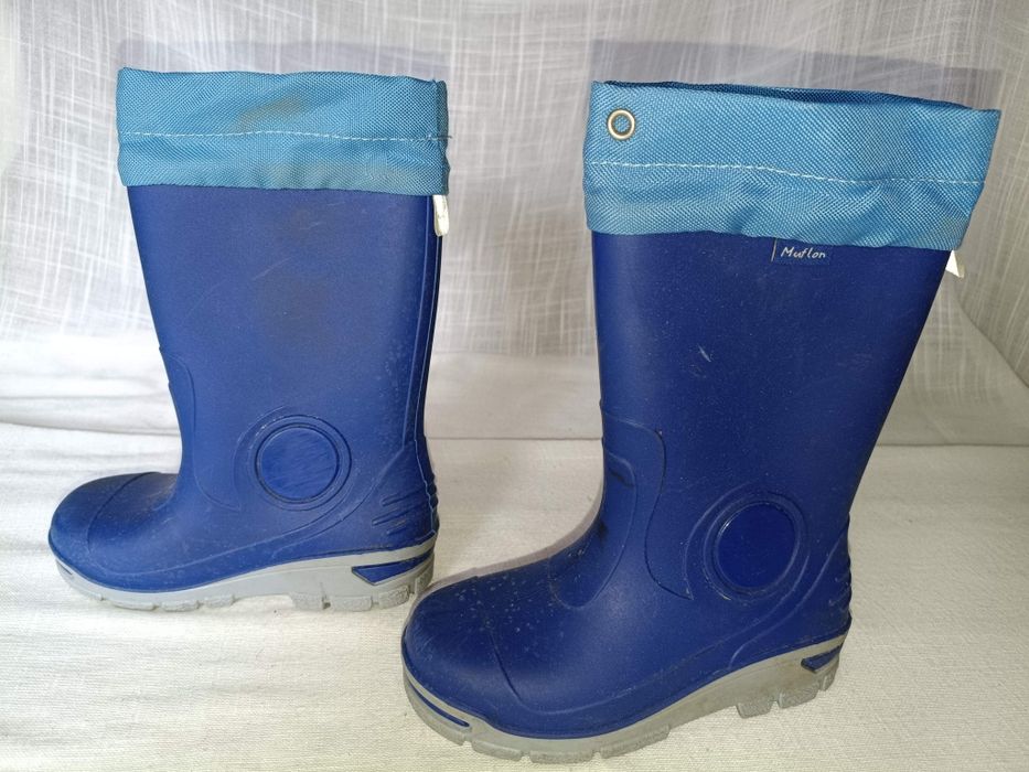 Kalosze Muflon dla dziecka r26 wkł 17 cm wys 23 cm