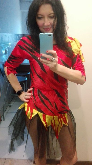 Super strój karnawałowy , halloween kobieta ogień roz. M-L