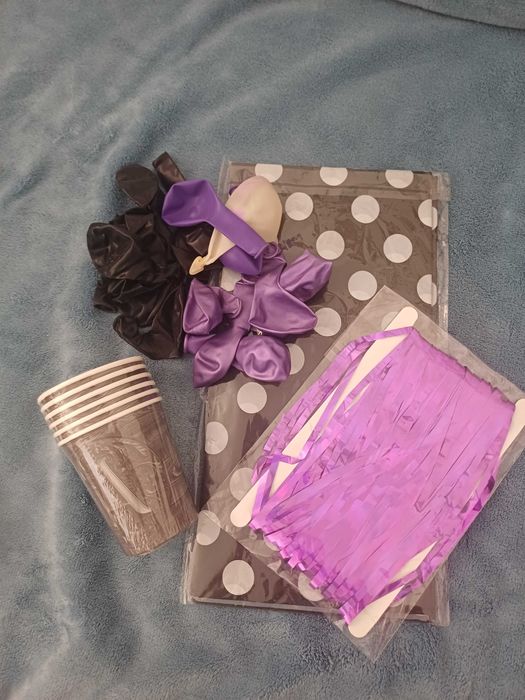 Conjunto de decoração de festa com o tema Família Adams