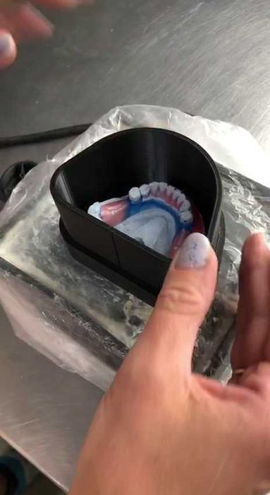 Зуботехнічна кювета для дублювання моделей.