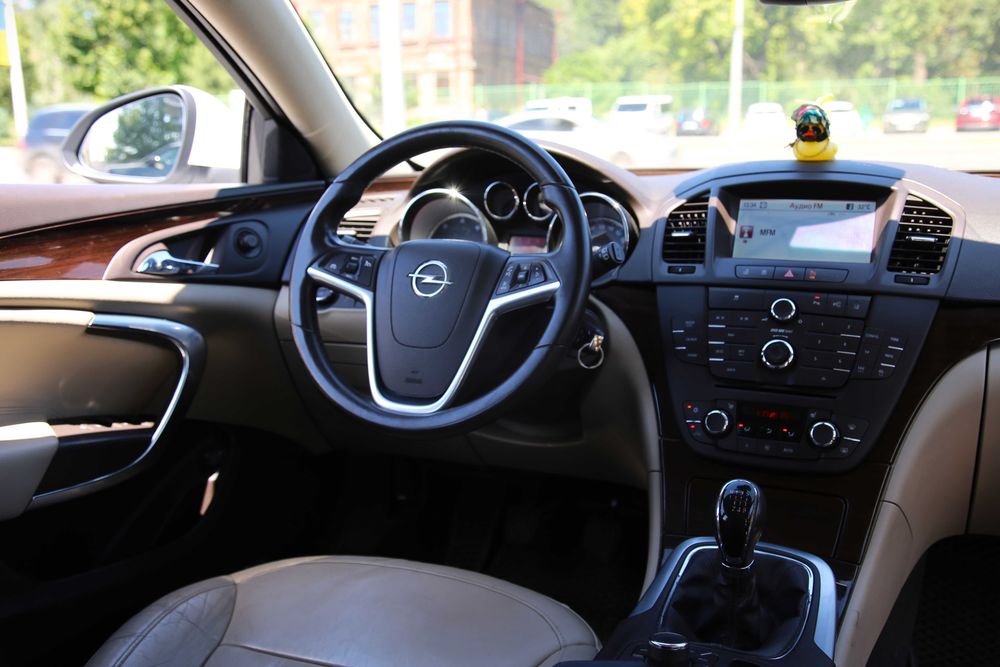 Продам Opel Insignia