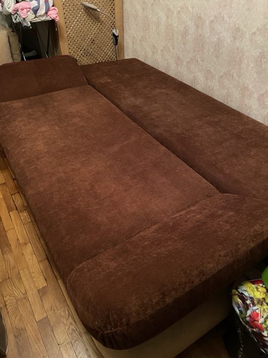 Диван мякий великий