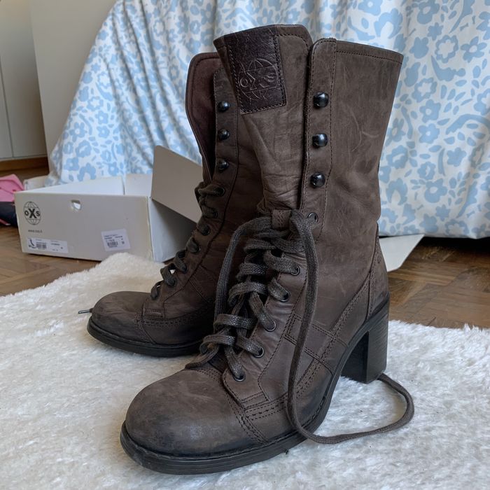 Botas OXs de pele castanha