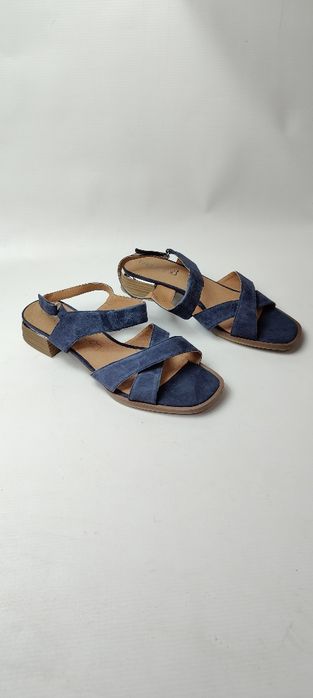 NOWE sandały damskie na lato skóra zamszowa Caprice roz 41 wkład 26 cm