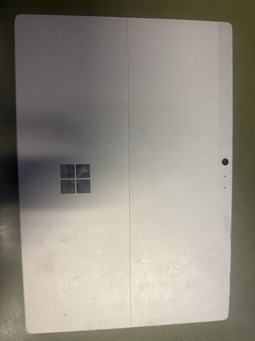 Microsoft surface  5 pro 8gb 256gb