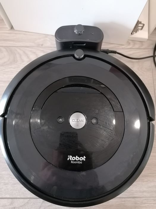 Aspirador iRobot Roomba E5