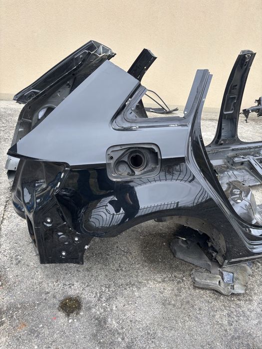 Ćwiartka błotnik próg tył prawa strona Audi A3 8V 5D lift 19r LY9T