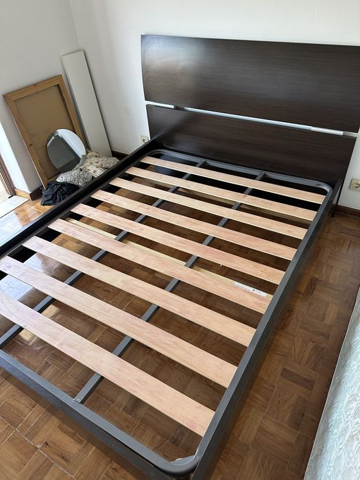 Cama + estrado + colchão