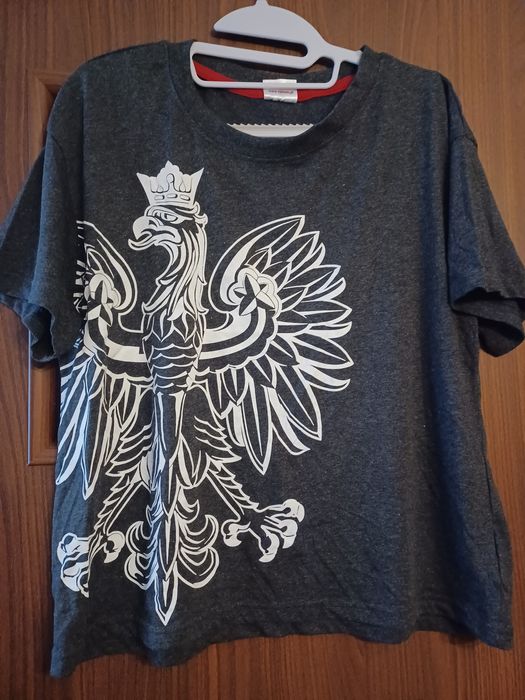 Nowy t-shert damski rozmiar L
