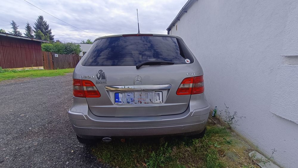 Mercedes b klasa