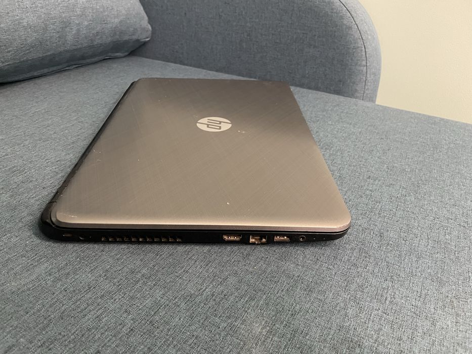Laptop HP 15-r104nw