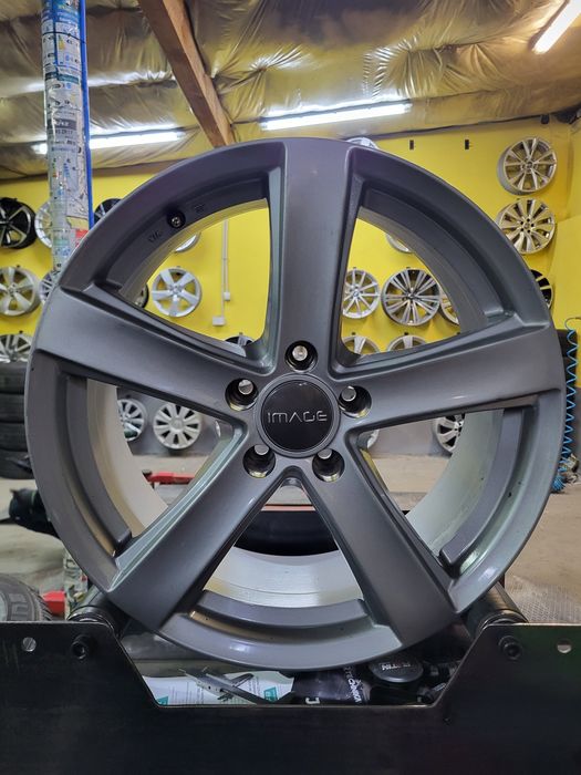 Felgi Aluminiowe 5x112 8Jx18 ET 40 Audi Seat Skoda Volkswagen