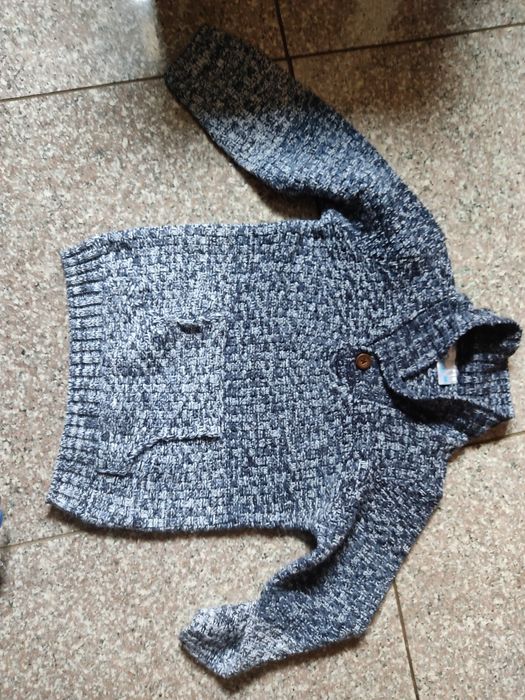 Sweterek chłopięcy
