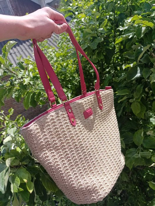 Жіночя сумка Guess Raffia Shopper Tote.кого зацікавив пишіть
