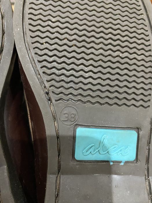 Sapatos vela com atacadores