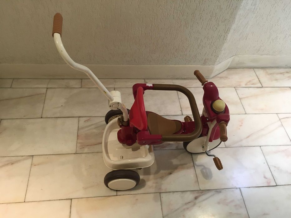 Foldable Evolving Tricycle64297692536834122