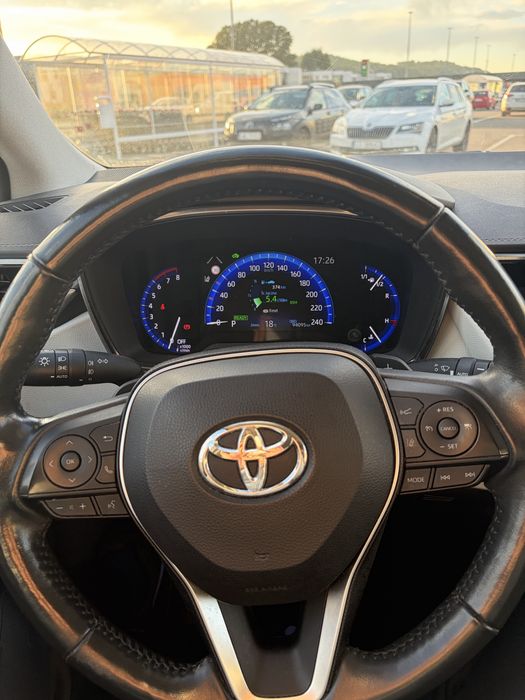 Toyota Corolla 2,0 Hybrid Executive