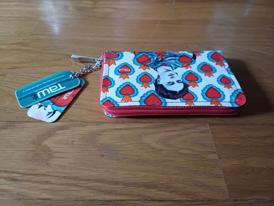 Carteira/Porta-moedas com imagem da Frida Kahlo (comprada no México)