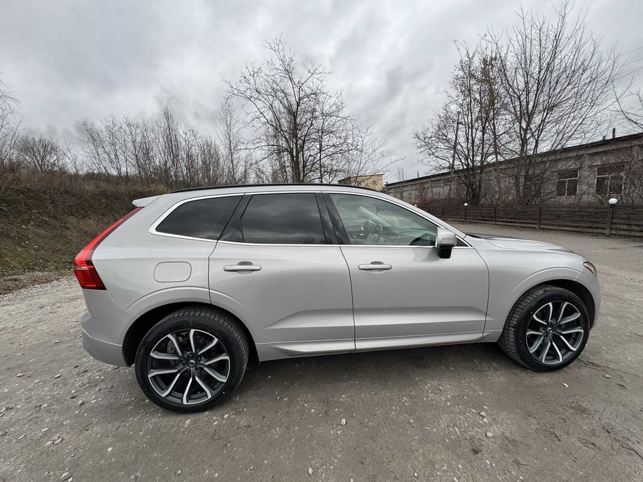 Продам Volvo XC60 В5 2021