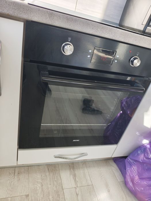 Piekarnik MPM sprawny.