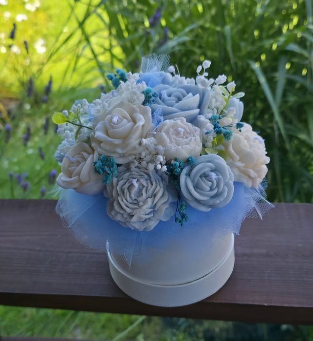 Flower box candle w pudełku