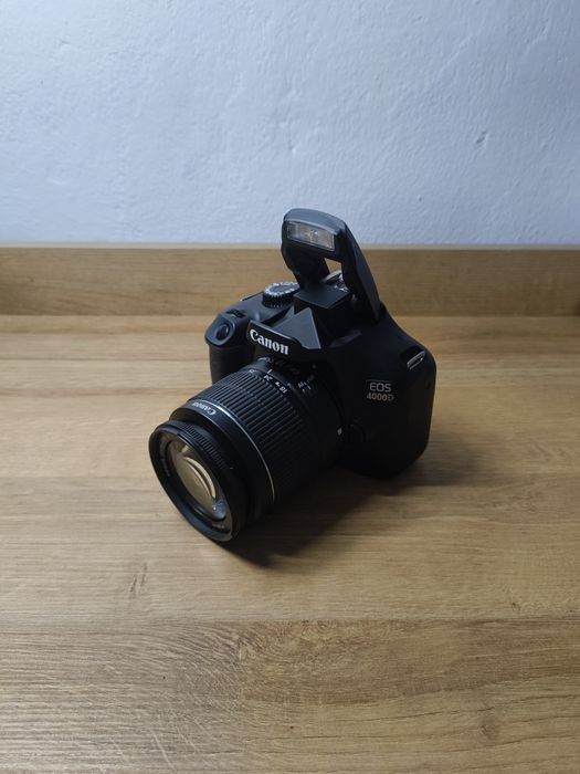Aparat Canon 4000d