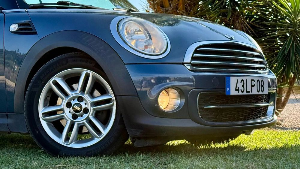 MINI Cabrio Cooper D