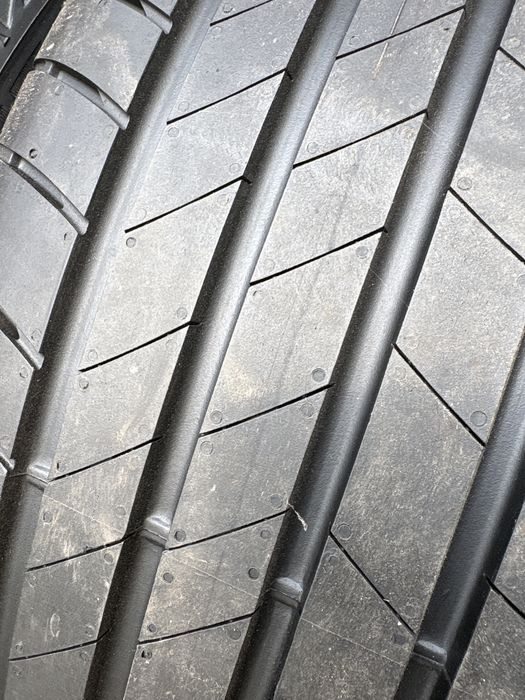 Koła VW Brigdestone 235/55R18 nowe 2026