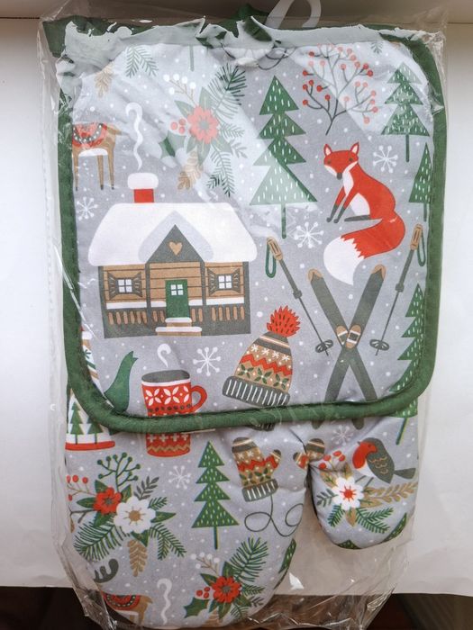 Набір прихваток для кухні.