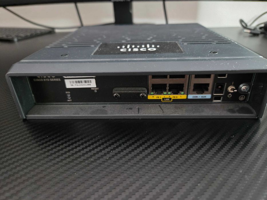 Cisco 819H Enterprise Router – Excelente Estado