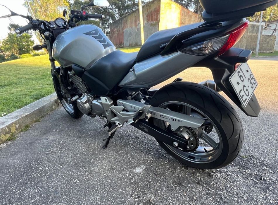 Honda CBF 500 impecavel