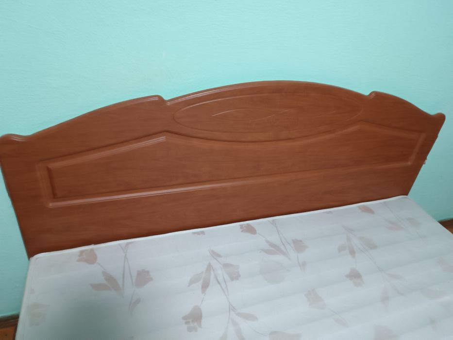 Ліжко двоспальне