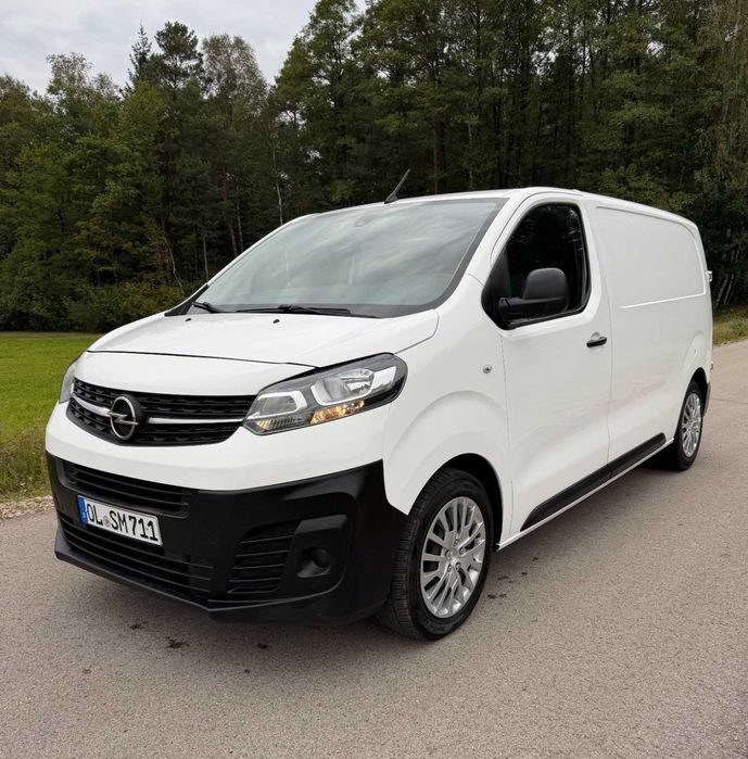 Бампер Opel Vivaro C Запчастини Опель Віваро ц Розборка