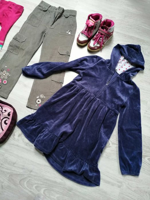 Zestaw r. 122-128 spodnie sukienka buty rajstopki