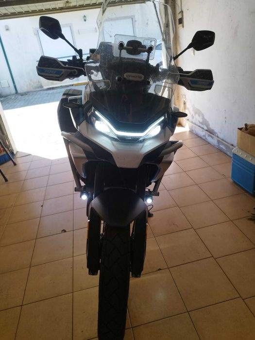Cf moto 700 MT 2025