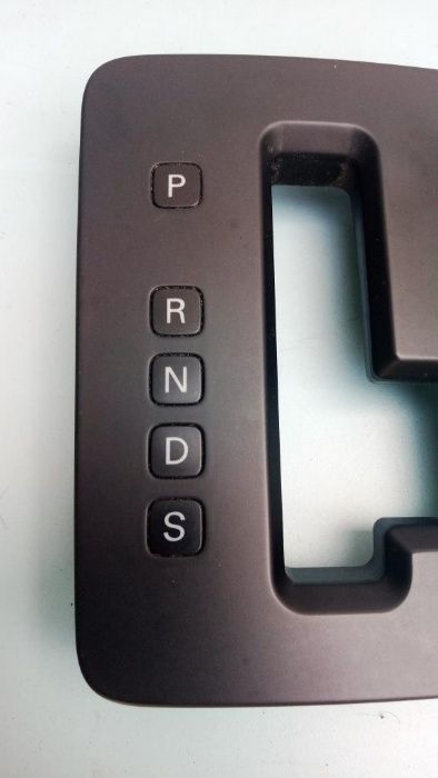 Накладка на кулису Volkswagen Touareg 2003-2009 Разборка Туарег акпп