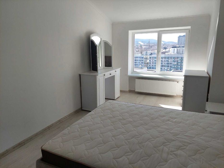 ПРОДАЖ 2 кім. квартира 77 м. кв. вул Крушельницької м. Трускавець