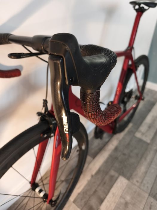 Rower szosowy Colnago V2R SRAM Red